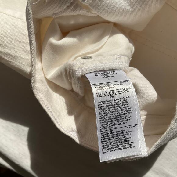 Gap Denim Women’s Jeans Mini skirt size 25 Regular, White, Frayed Hem - Picture 7 of 9